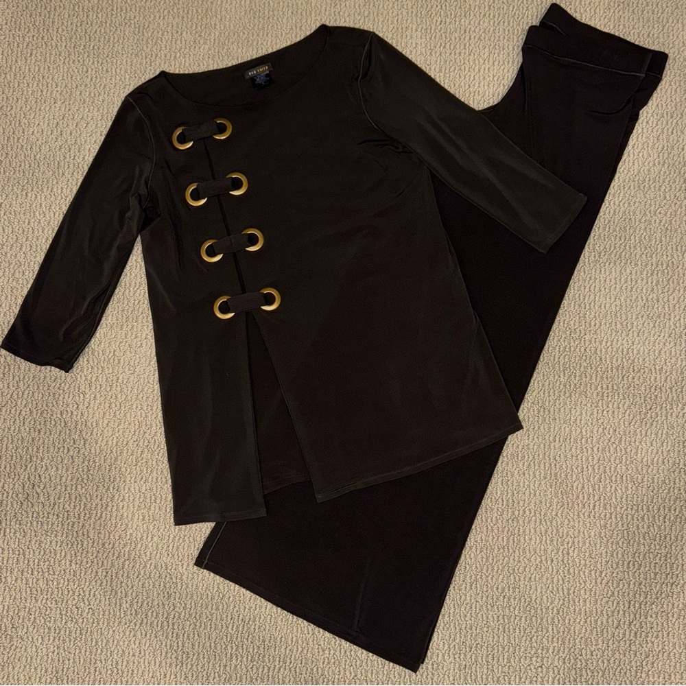 Eva Varro 2 Piece set/  Black Grommet tunic top wide leg pant sz. Large